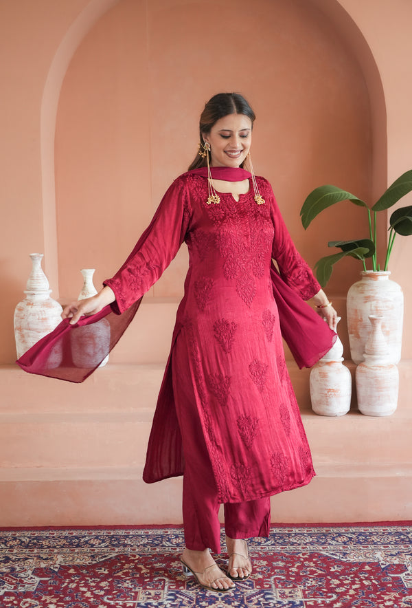 Gulnaar chinon chikankari 3 pc set in Maroon